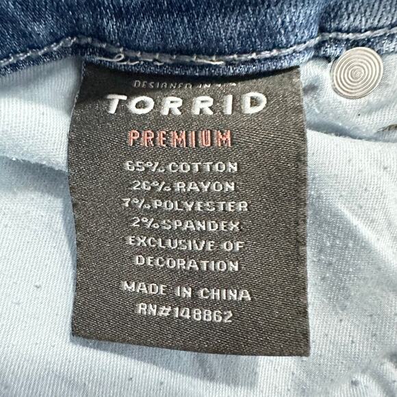 Torrid Boyfriend Jeans Women's 10 Blue Medium Wash Distressed Raw Hem - Picture 5 of 10